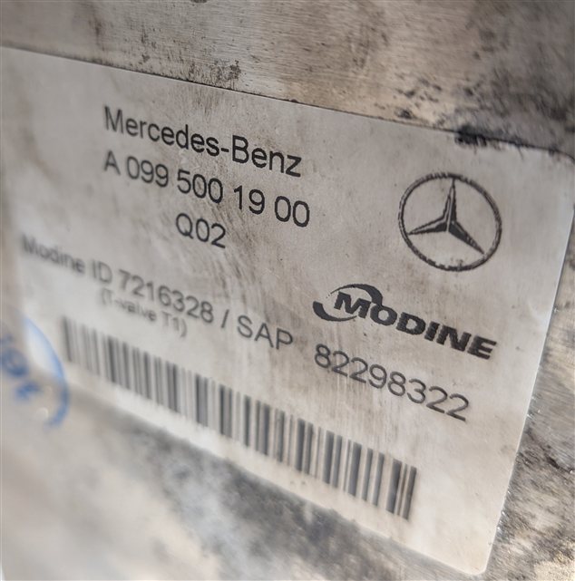 Thumbnail 5: 15-23 MERCEDES C E GLC S CLASS W205 W212 X253 AUTOMATIC TRANSMISSION OIL COOLER