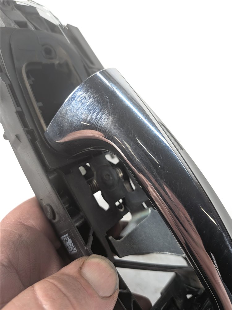 Thumbnail 6: 15-17 MERCEDES C300 C350 C400 C450 W205 DRIVER KEYLESS DOOR HANDLE (Black)