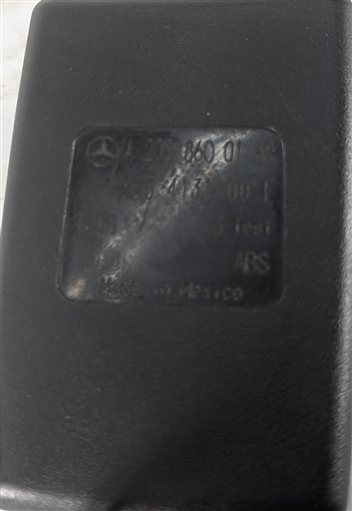Thumbnail 5: 2015-2021 MERCEDES C GLC (W205 X253) FRONT LEFT DRIVER SEATBELT RECEIVER (BLACK)