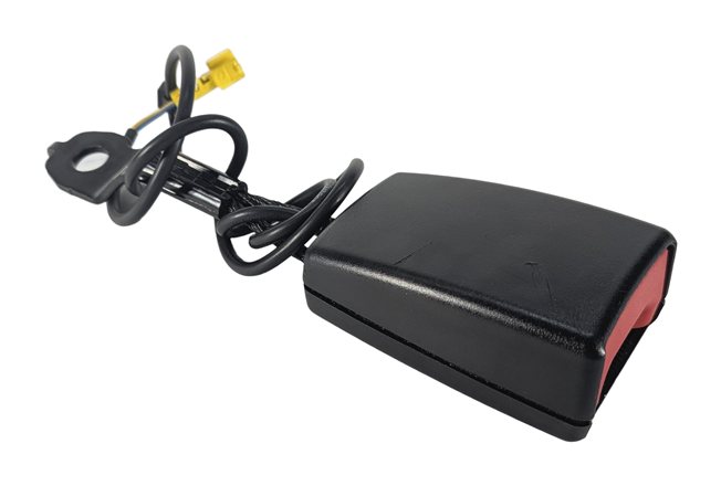 Thumbnail 3: 15-21 MERCEDES C GLC (W205 X253) FRONT RIGHT PASSENGER SEATBELT RECEIVER (BLACK)