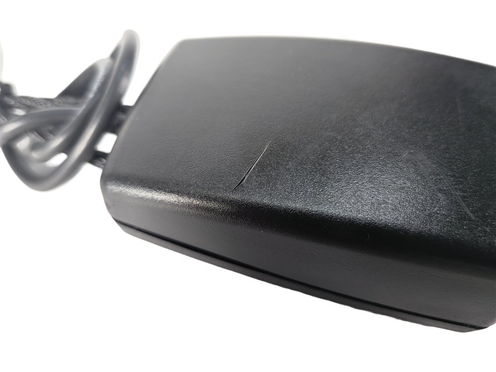 Thumbnail 4: 15-21 MERCEDES C GLC (W205 X253) FRONT RIGHT PASSENGER SEATBELT RECEIVER (BLACK)