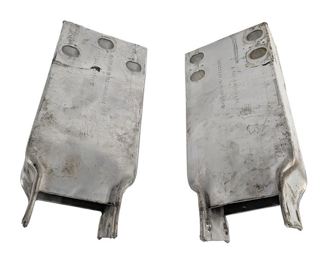 Thumbnail 2: 15-21 MERCEDES C300 C350 C400 C450 (W205) FRONT BUMPER REINFORCEMENT BRACKET SET