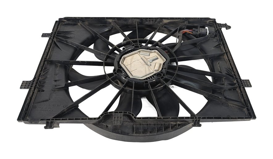Thumbnail 4: 16-23 MERCEDES C43 C450 W205 RADIATOR COOLING FAN MOTOR ASSEMBLY