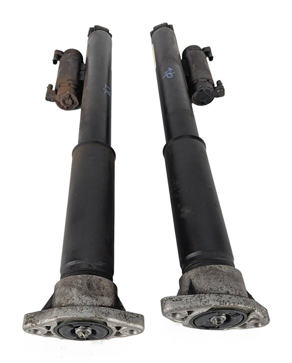 Thumbnail 3: 2016 MERCEDES C450 W205 REAR LEFT/RIGHT SHOCK STRUT ABSORBER SET/2