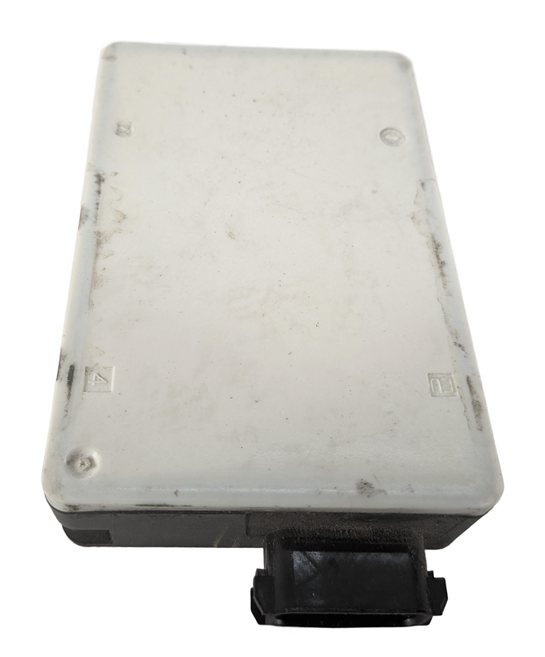 Thumbnail 2: 2015-2016 MERCEDES C300 C350 C400 C450 C63 (W205) REAR BLIND SPOT RADAR MODULE