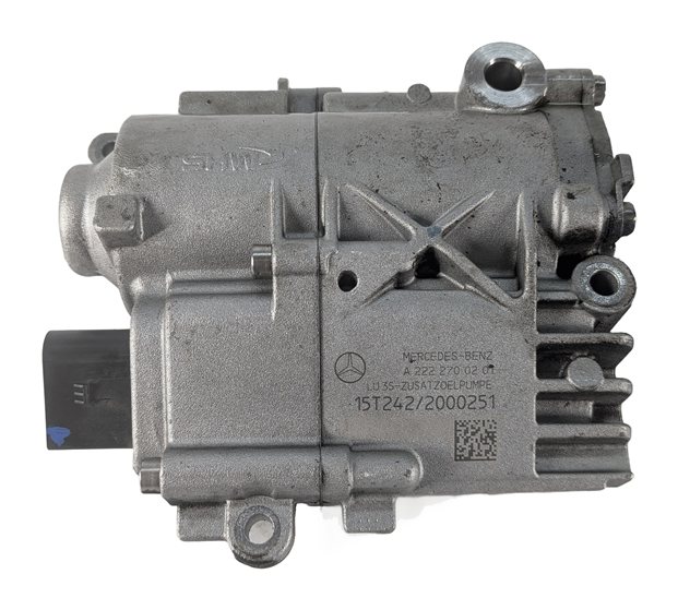 Thumbnail 3: 2016 MERCEDES C450 W205 TRANSMISSION AUXILIARY OIL FLUID PUMP