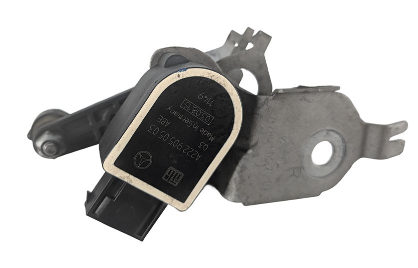 Thumbnail 3: 2016 MERCEDES C450 (W205) REAR RIGHT AIR SUSPENSION RIDE HEIGHT SENSOR