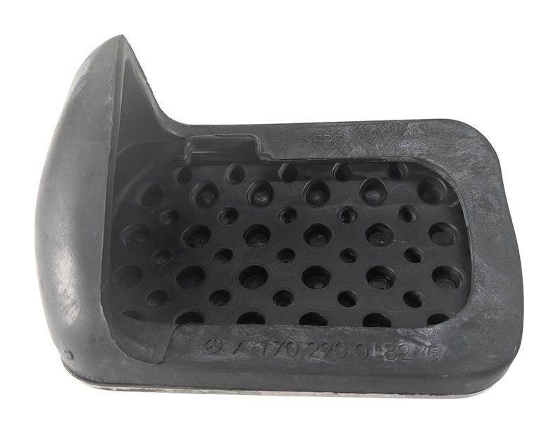 Thumbnail 2: 2016 MERCEDES C450 (W205) BRAKE PEDAL RUBBER PAD COVER