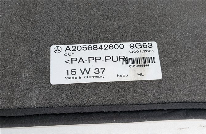 Thumbnail 7: 2016 MERCEDES C450 W205 FRONT REAR AMG CARPET FLOOR MAT SET/4 BLACK RED