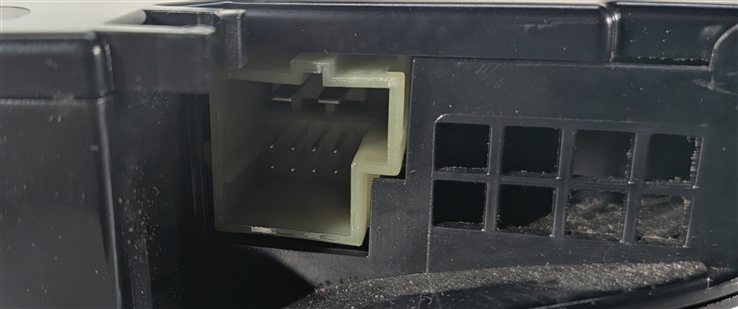 Thumbnail 6: 15-16 MERCEDES C CLASS W205 FRONT ROOF DOME COURTESY MAP LIGHT (Black)