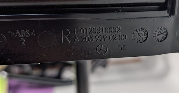 Thumbnail 9: 15-17 MERCEDES C CLASS W205 FRONT RIGHT PASSENGER POWER SEAT TRACK w/MOTORS