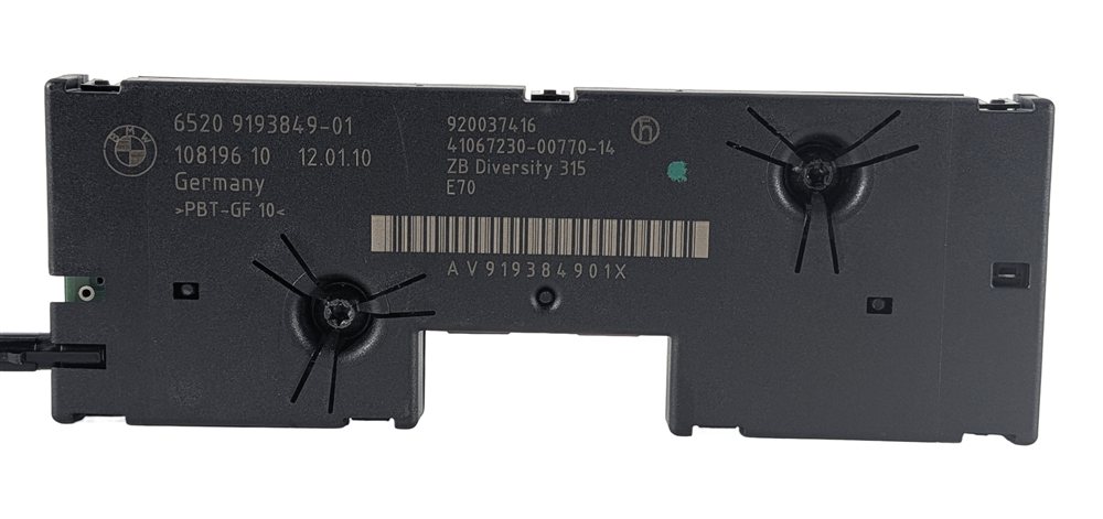Thumbnail 1: 2010 BMW X5 (E70) RADIO STEREO ANTENNA DIVERSITY AMP AMPLIFIER MODULE