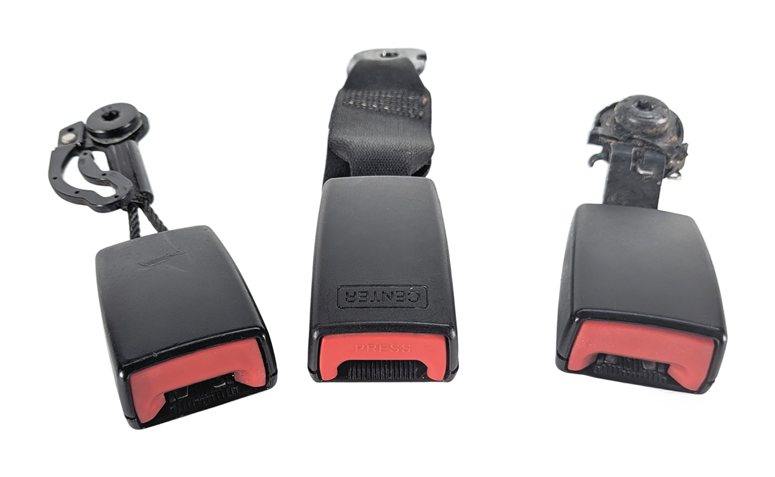 2010 BMW X5 (E70) REAR 2ND ROW SEAT SEATBELT BUCKLE RECEIVER SET/3 (Black)