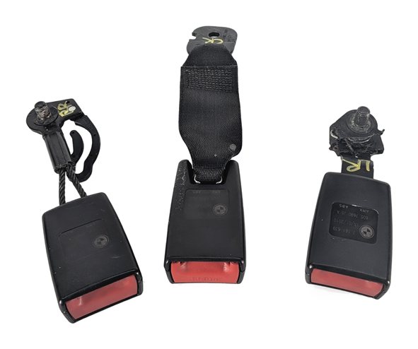 Thumbnail 3: 2010 BMW X5 (E70) REAR 2ND ROW SEAT SEATBELT BUCKLE RECEIVER SET/3 (Black)