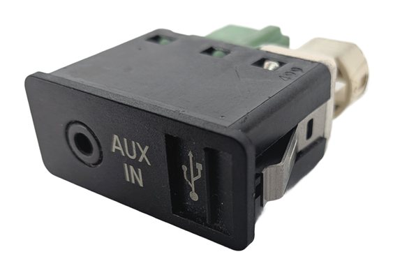 Thumbnail 2: 2010 BMW X5 (E70) CENTER CONSOLE USB AUX INPUT SOCKET PORT JACK