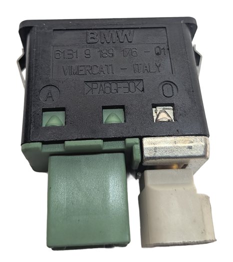 Thumbnail 5: 2010 BMW X5 (E70) CENTER CONSOLE USB AUX INPUT SOCKET PORT JACK