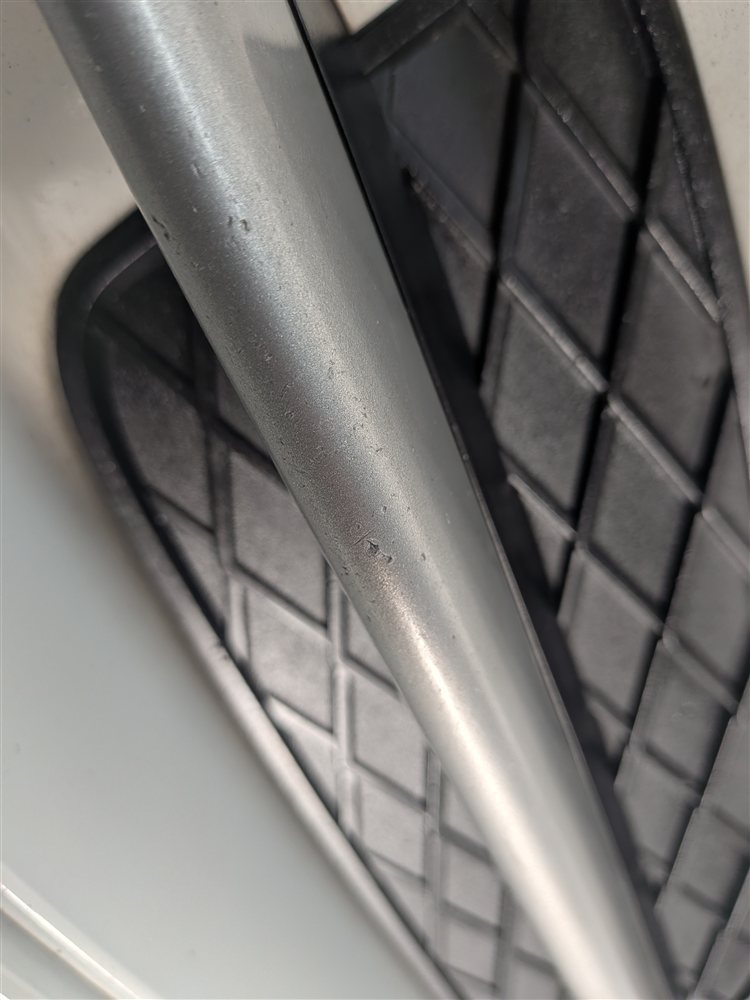 Thumbnail 8: 2007-2010 BMW X5 (E70) RIGHT FRONT PASSENGER LOWER BUMPER VENT TRIM GRILLE END
