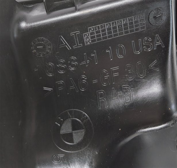 Thumbnail 5: 2007-2010 BMW X5 (E70) 4.8L ENGINE MOTOR OIL FLUID COOLER RADIATOR