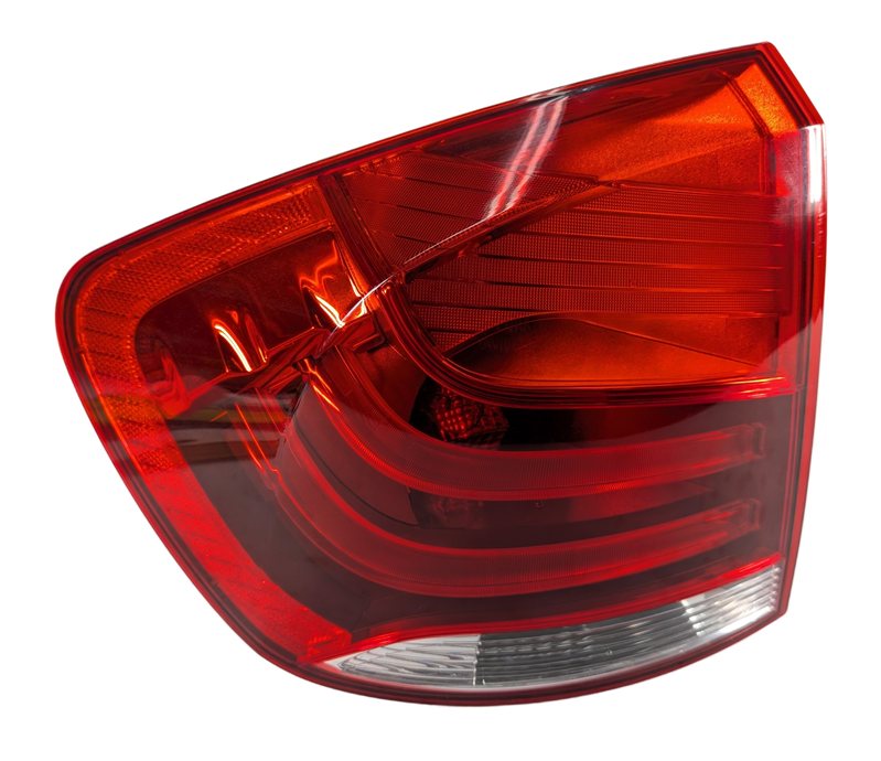 Thumbnail 3: 2012-2015 BMW X1 (E84) LEFT DRIVER REAR OUTER TAILLIGHT BRAKE LIGHT LAMP