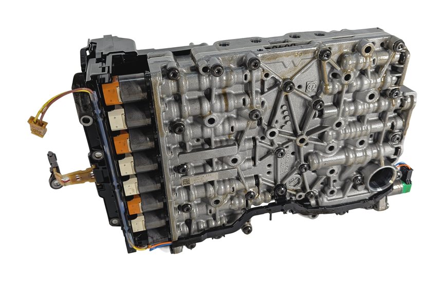 Thumbnail 3: 13-15 BMW X1 (E84) 2.0L 28iX AWD 8HP-45 AUTO TRANSMISSION VALVE BODY MECHATRONIC