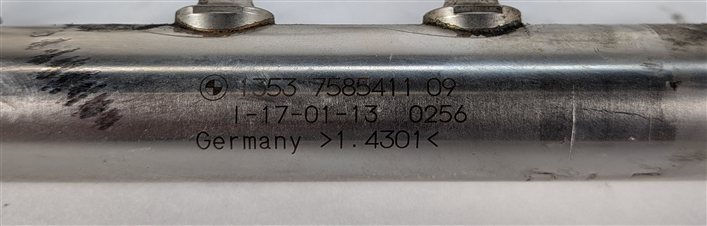 Thumbnail 4: 2013 BMW X1 E84 2.0L N20 ENGINE FUEL RAIL w/PRESSURE SENSOR & LINES