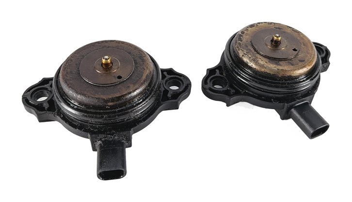 Thumbnail 2: 2013 BMW X1 E84 2.0L N20 ENGINE CAMSHAFT ACTUATOR MAGNET SOLENOID SET/2