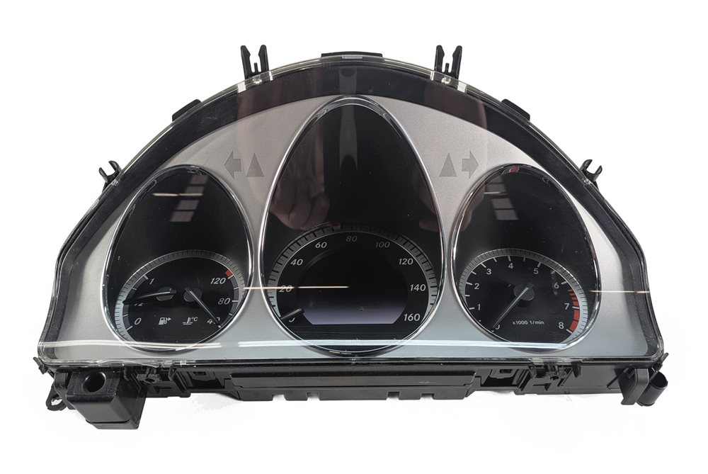 2011 MERCEDES BENZ C300 C350 GLK350 (W204 X204) SPEEDOMETER GAUGE CLUSTER (112k)