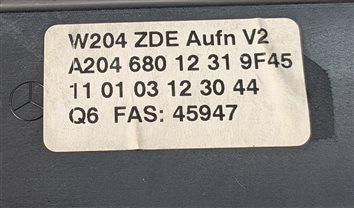 Thumbnail 9: 08-11 MERCEDES BENZ C250 C300 C350 C63 (W204) RADIO MEDIA DISPLAY SCREEN