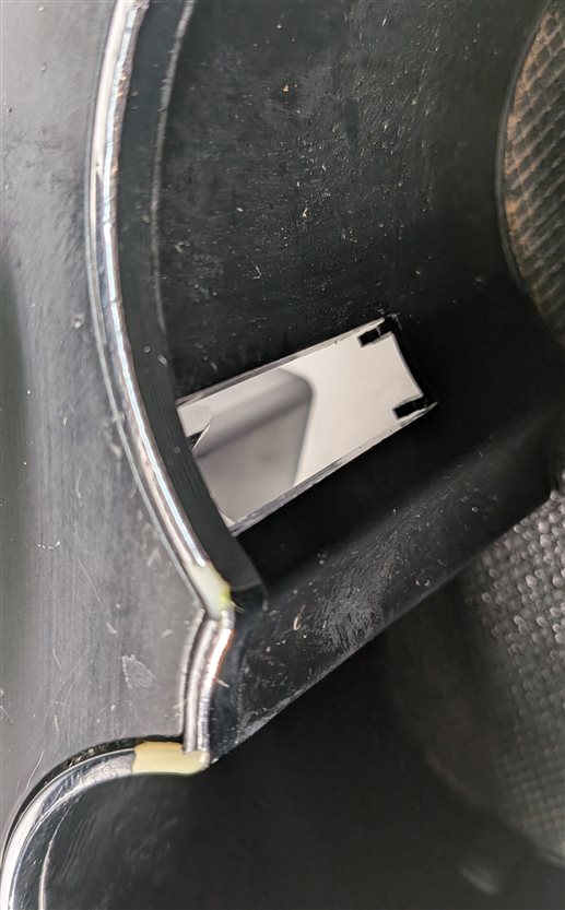 Thumbnail 11: 2008-2011 MERCEDES C-CLASS (W204) FRONT CENTER CONSOLE ARMREST LID (Black)
