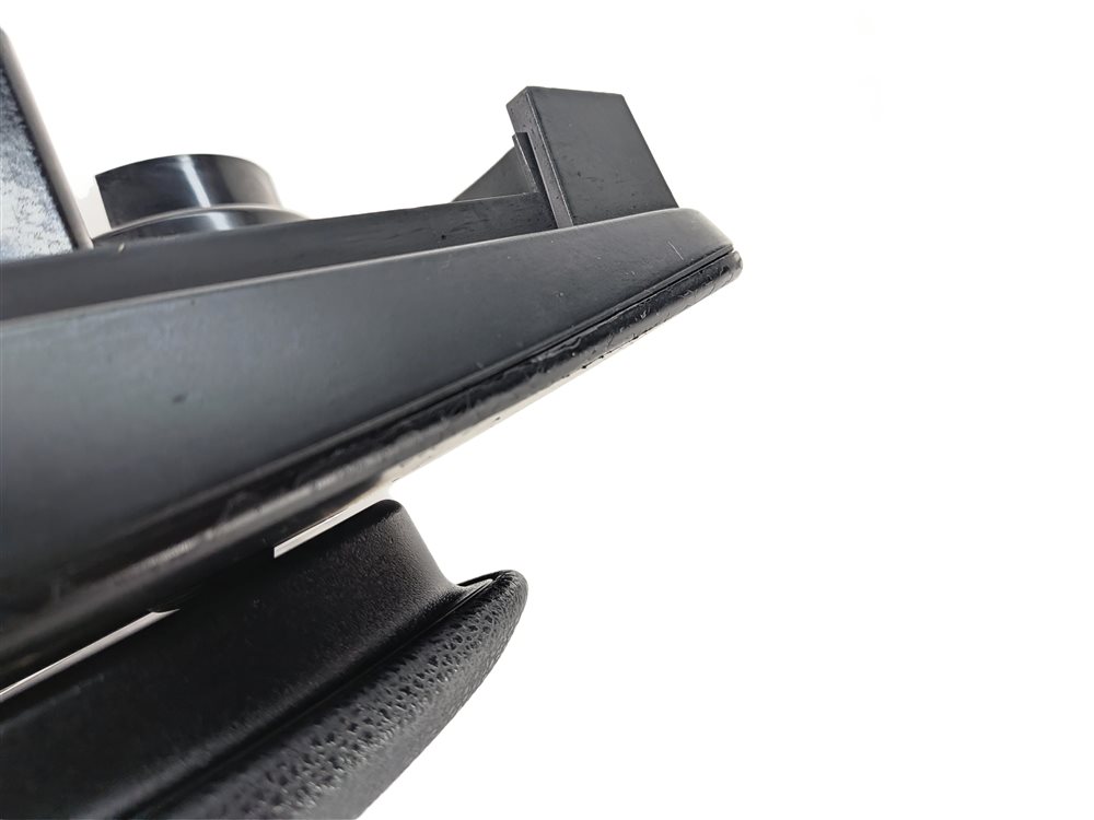 Thumbnail 14: 2008-2011 MERCEDES C-CLASS (W204) FRONT CENTER CONSOLE ARMREST LID (Black)