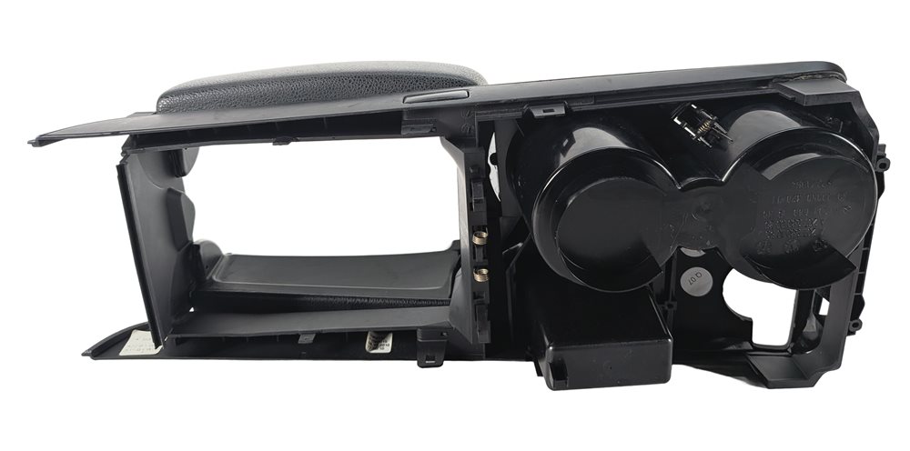 Thumbnail 5: 2008-2011 MERCEDES C-CLASS (W204) FRONT CENTER CONSOLE ARMREST LID (Black)
