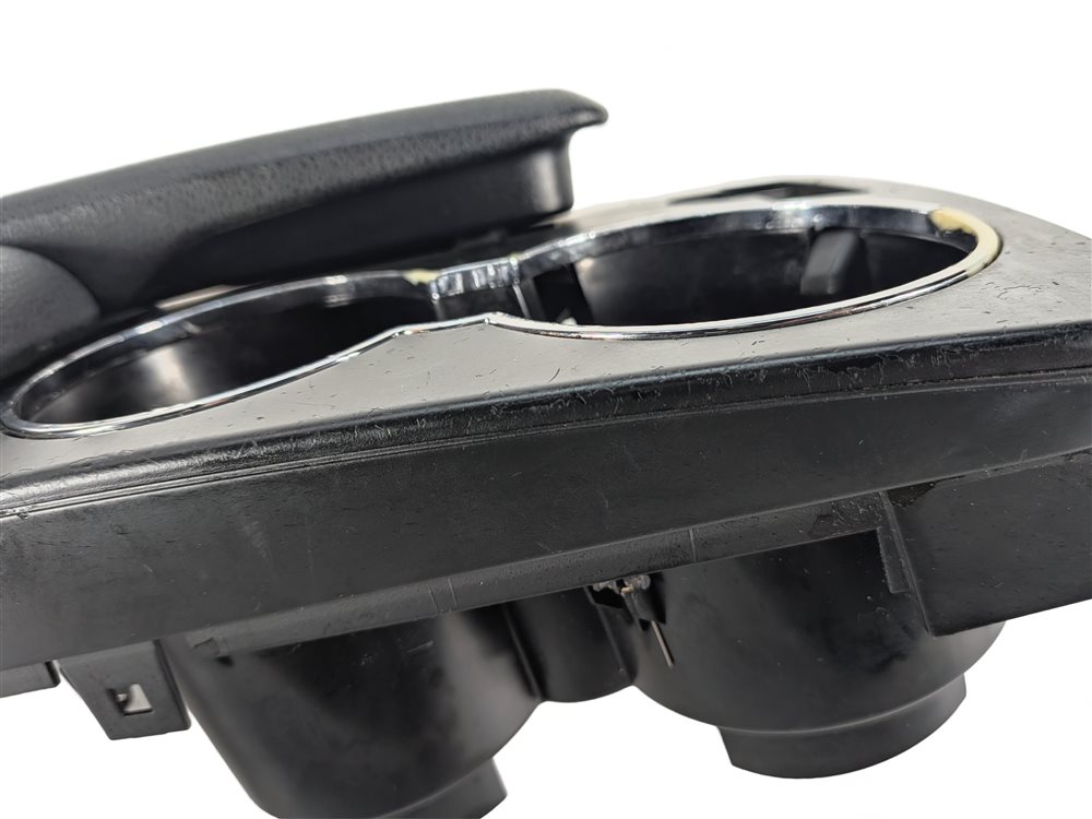 Thumbnail 9: 2008-2011 MERCEDES C-CLASS (W204) FRONT CENTER CONSOLE ARMREST LID (Black)
