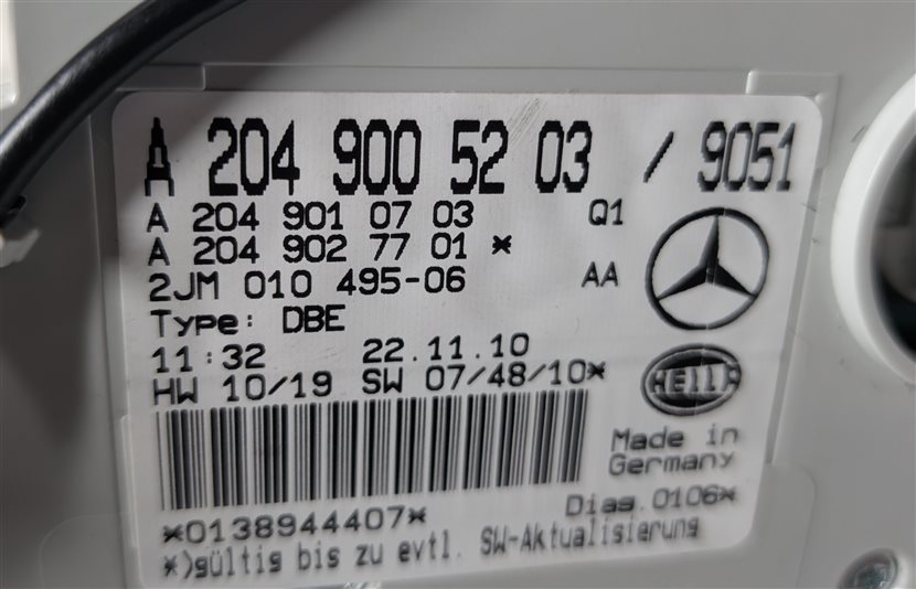 Thumbnail 8: 2011 MERCEDES C300 (W204) OVERHEAD DOME MAP LIGHT SUNROOF SWITCH CONSOLE (Black)