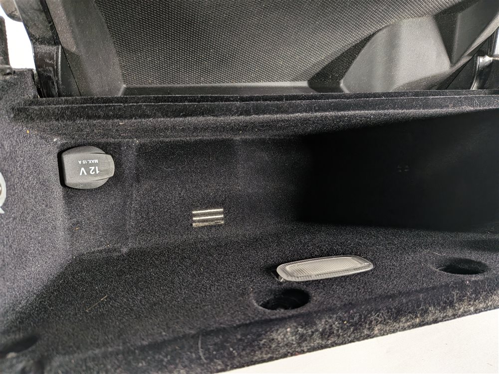 Thumbnail 3: 08-11 MERCEDES C230 C250 C300 C350 C63 W204 FRONT GLOVE BOX DOOR (Black)