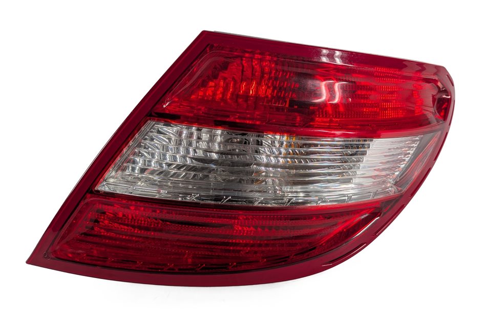 08-11 MERCEDES C250 C300 C350 (W204) RIGHT REAR TAILLIGHT BRAKE LIGHT LAMP