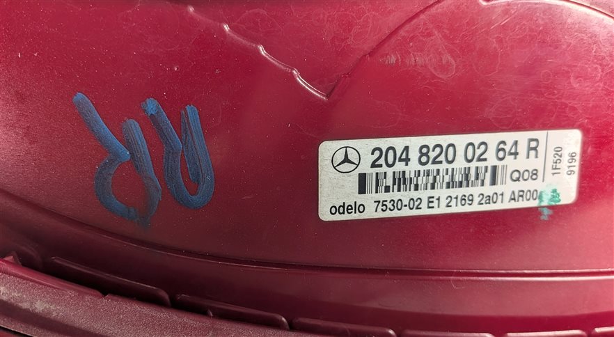 Thumbnail 6: 08-11 MERCEDES C250 C300 C350 (W204) RIGHT REAR TAILLIGHT BRAKE LIGHT LAMP