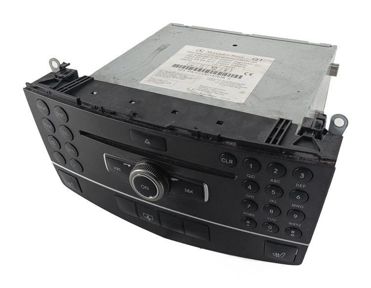 Thumbnail 2: 2011 MERCEDES BENZ - C250 C300 C350 (W204) RADIO STEREO RECEIVER CD DISC PLAYER