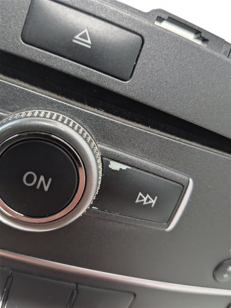 Thumbnail 9: 2011 MERCEDES BENZ - C250 C300 C350 (W204) RADIO STEREO RECEIVER CD DISC PLAYER