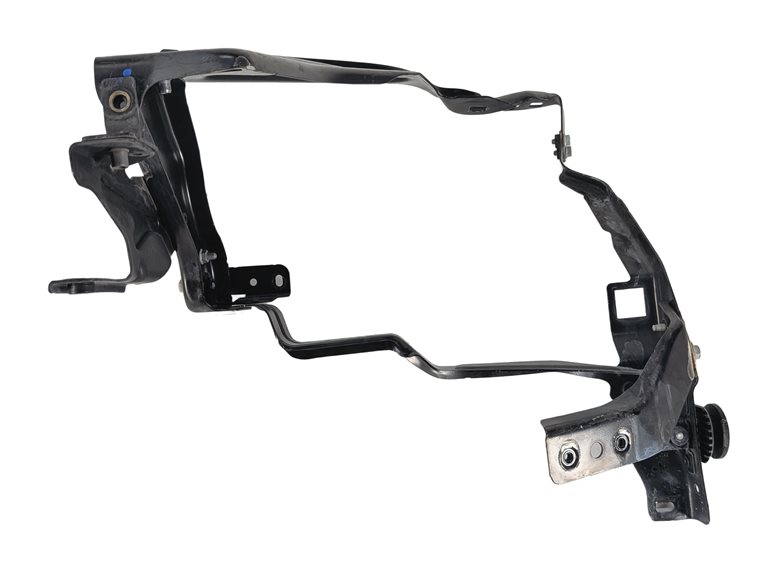 Thumbnail 4: 2011 MERCEDES C300 (W204) FRONT LEFT DRIVER HEADLIGHT MOUNT BRACKET