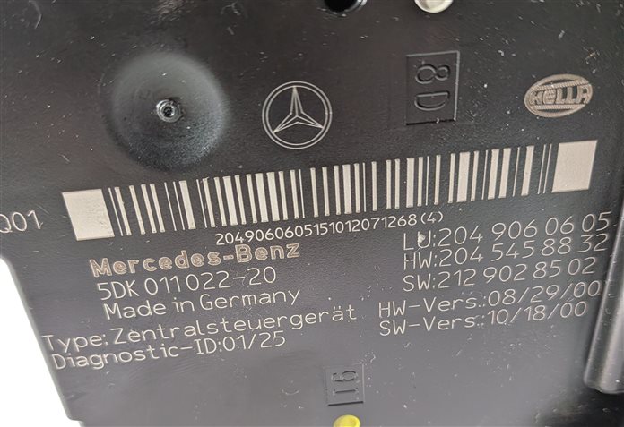 Thumbnail 5: 11-15 MERCEDES C250 C300 C350 (W204) REAR SIGNAL ACQUISITION CONTROL MODULE SAM