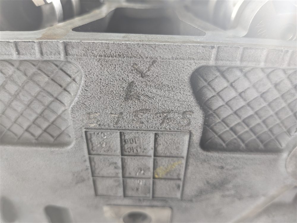 Thumbnail 10: 2006-2009 LR3 RANGE ROVER SPORT (L322 L320) 4.4L V8 ENGINE LEFT CYLINDER HEAD
