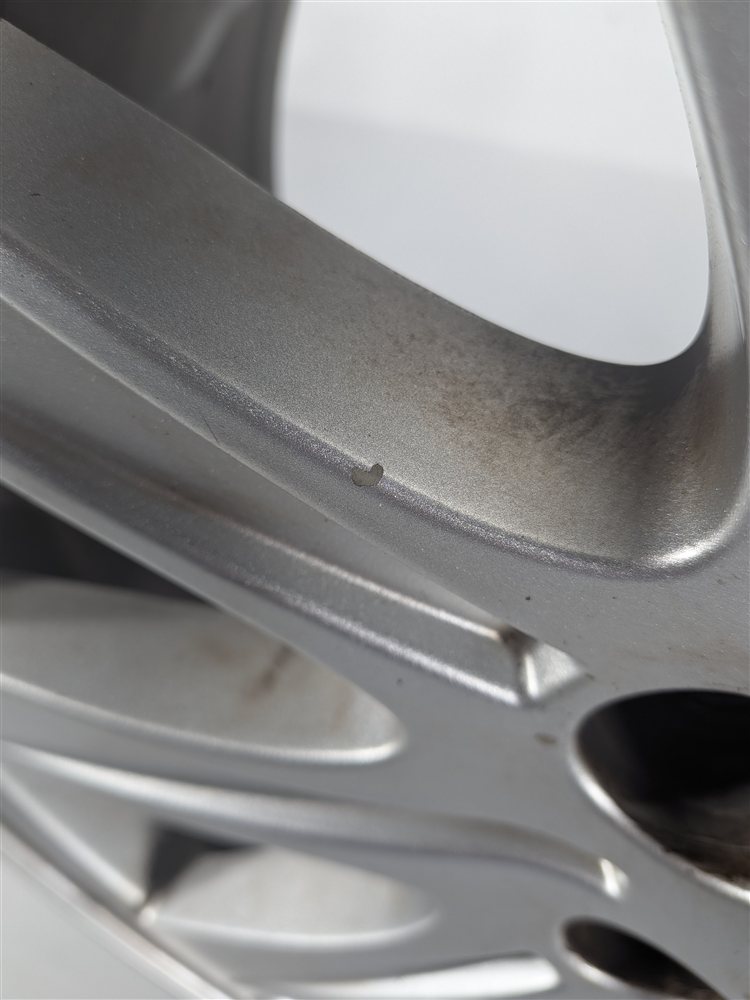 Thumbnail 9: 2007-2009 LAND ROVER LR3 - 18x8 ALUMINUM ALLOY 10-SPOKE WHEEL RIM