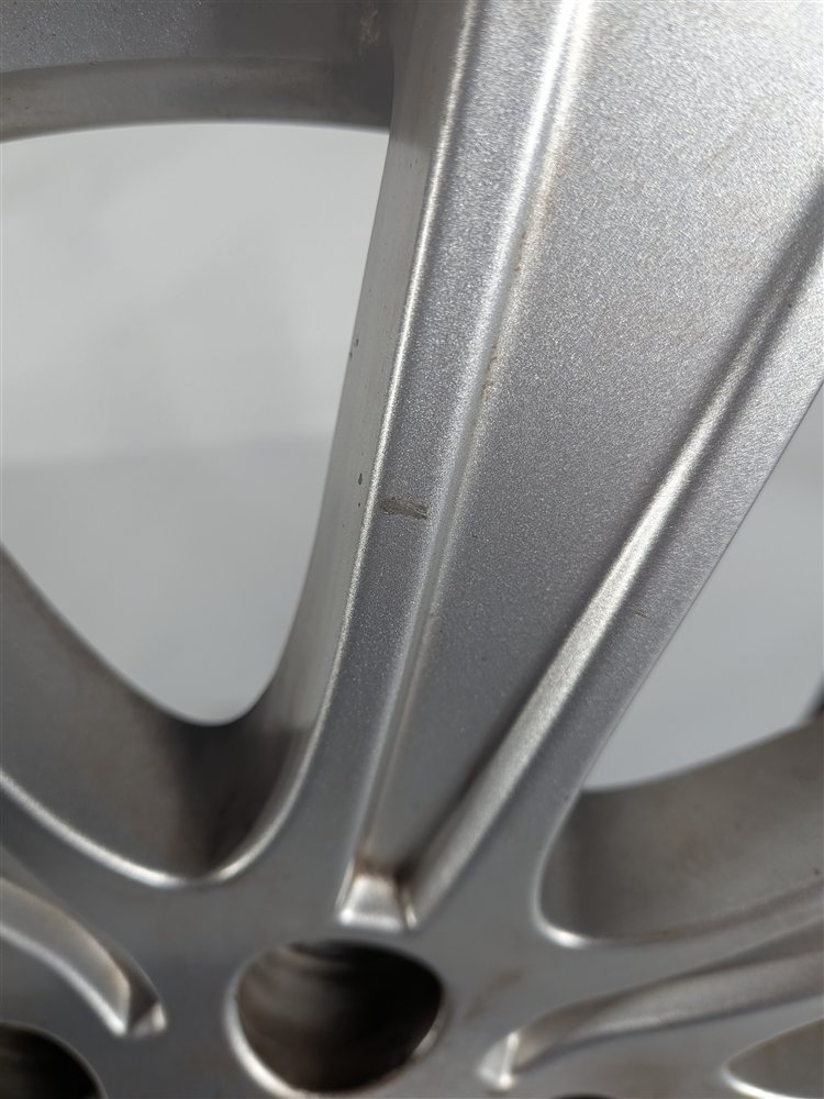 Thumbnail 9: 2007-2009 LAND ROVER LR3 - 18x8 ALUMINUM ALLOY 10-SPOKE WHEEL RIM