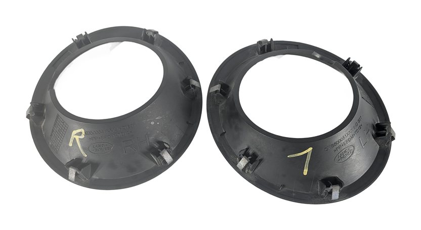 Thumbnail 3: 2008 LAND ROVER LR3 (L319) FRONT LEFT/RIGHT FOG LIGHT TRIM RING BEZEL SET/2
