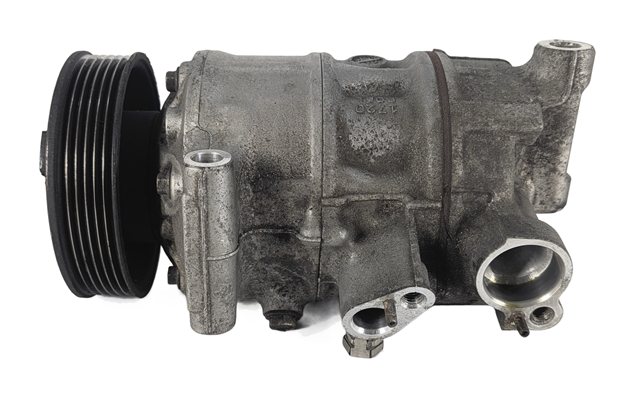 Thumbnail 2: 2015-2017 VW/AUDI A3 TT (8V MK3) GOLF 1.8T 2.0T A/C COMPRESSOR PUMP w/ CLUTCH