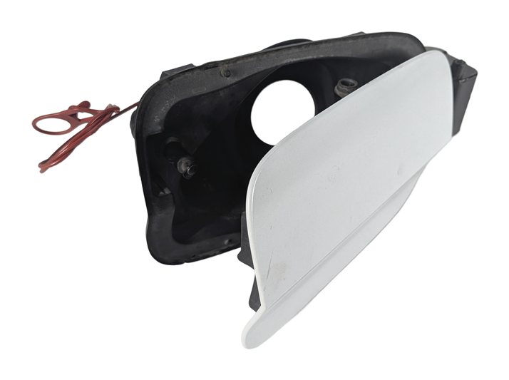 15-18 AUDI A3 S3 8V FUEL TANK FILLER GAS TANK DOOR FLAP COVER w/HOUSING (White)
