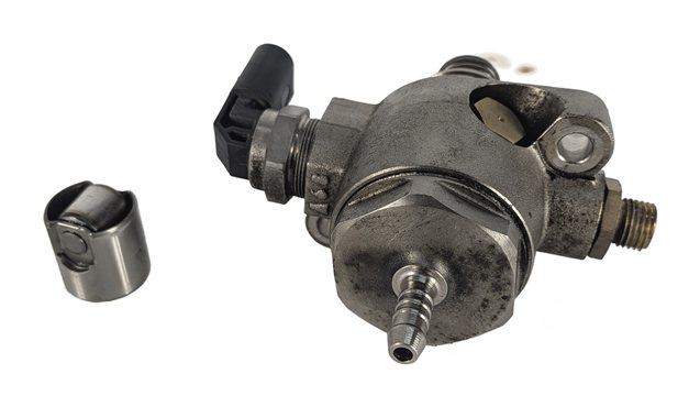 Thumbnail 4: 2015-2017 AUDI A3 S3 VW GOLF GTI (8V) 2.0L TURBO ENGINE HIGH PRESSURE FUEL PUMP