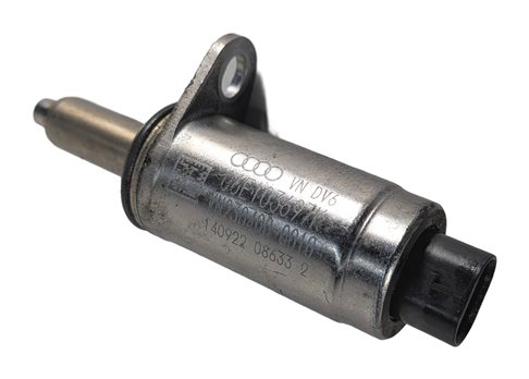 Thumbnail 4: 2015 AUDI A3 8V 2.0L CNTC ENGINE CAMSHAFT ADJUSTER SOLENOID SET/8 06E103697K