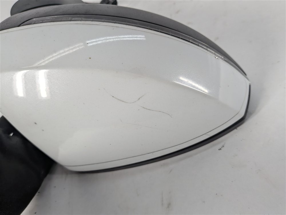 Thumbnail 10: 15-18 AUDI A3 S3 (8V) RIGHT PASSENGER MANUAL FOLD HEATED DOOR MIRROR (White)