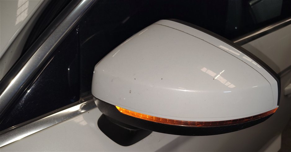 Thumbnail 2: 2015-2018 AUDI A3 S3 (8V) DRIVER MANUAL FOLD HEATED DOOR MIRROR (White)